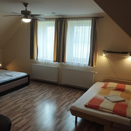 Tip-Top Lak Vendégház Szilvásvárad Buitenkant foto